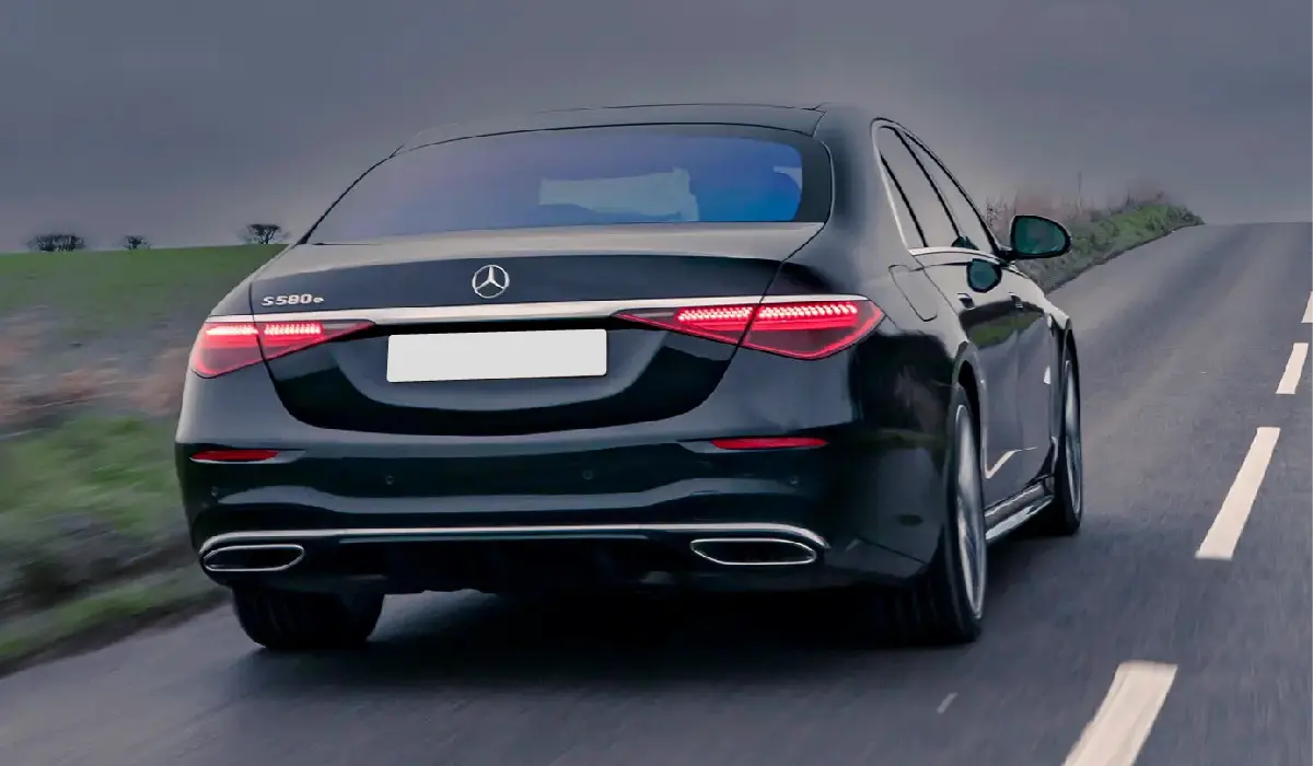 Mercedes-Benz - S-Class S 560 - Luxury Sedan Car Rentals - Preowned Sedan Car - Exclusive Concierge Club.webp